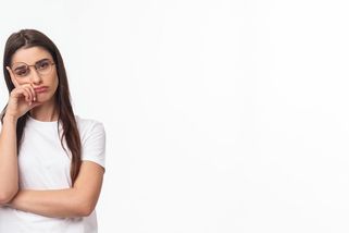 Tchyně mi před hosty vytkla, že nepracuji na plný úvazek. Manžel se mě nezastal, řekla Lucie (37) - Médium.cz